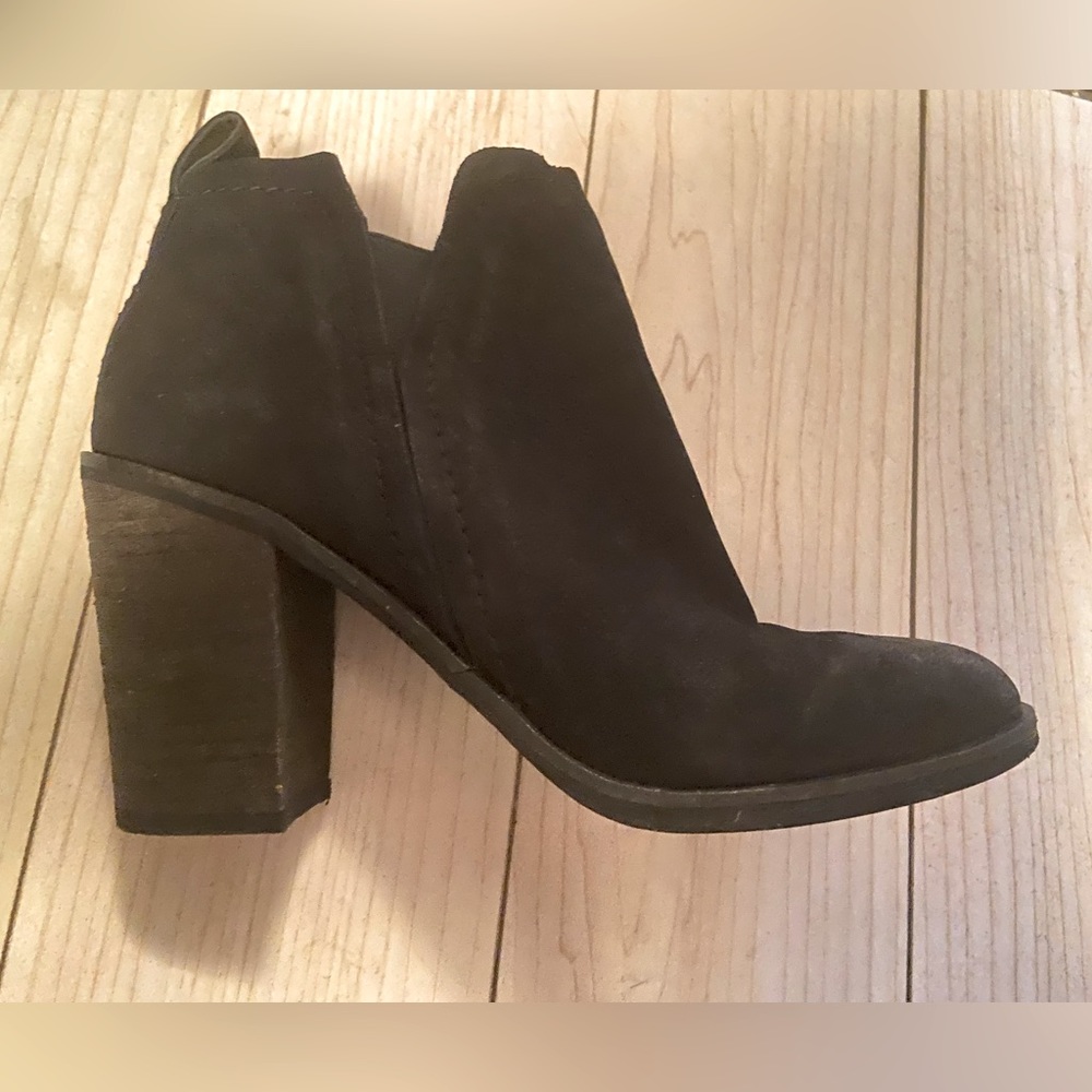 DOLCE VITA ANKLE BOOTIE